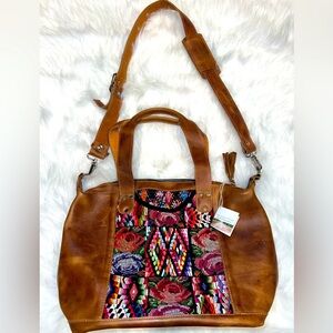 BNWT - TRADES OF HOPE ANTIGUA TRAVELER BAG